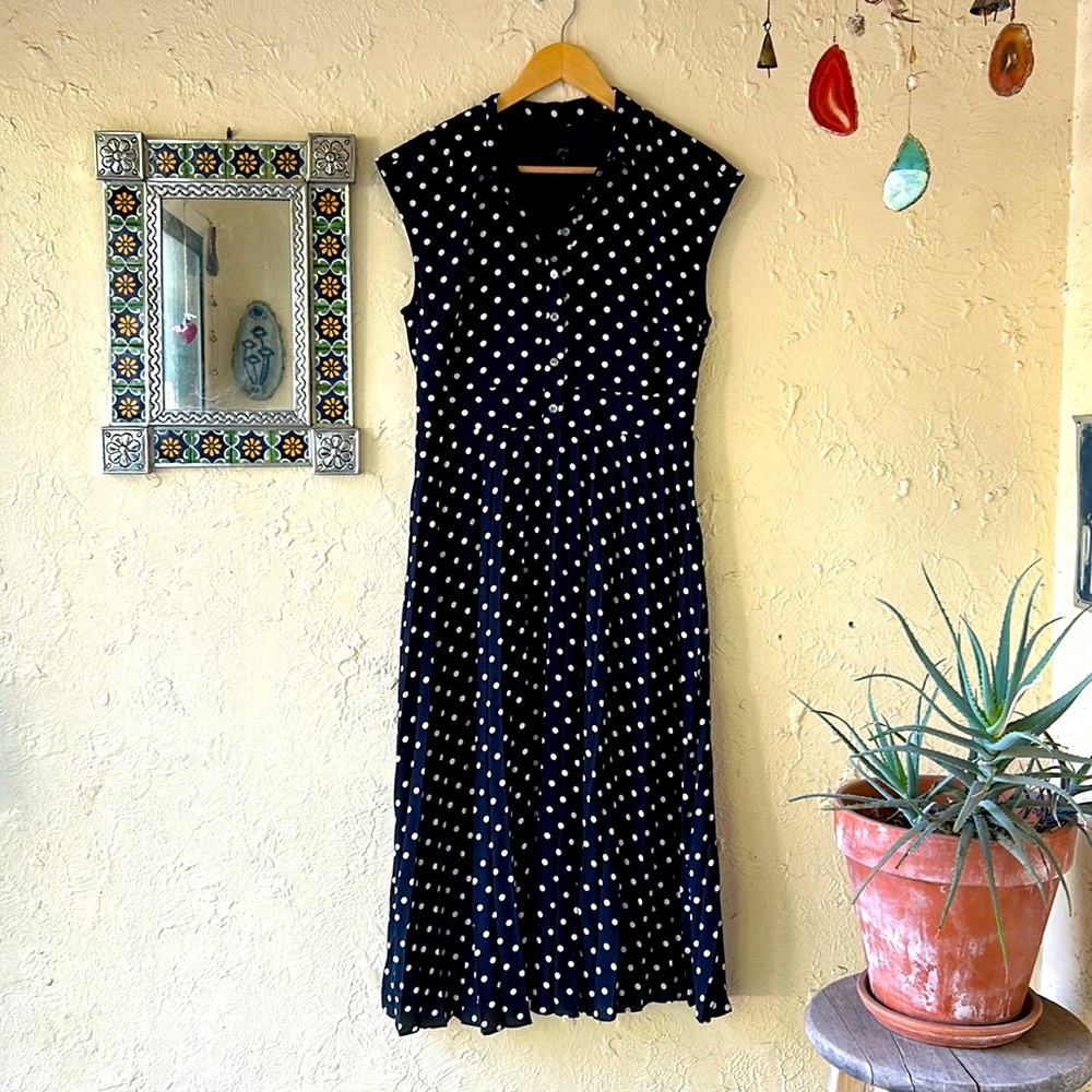 J. Crew Polka Dot Navy Dress, size 6 ✨